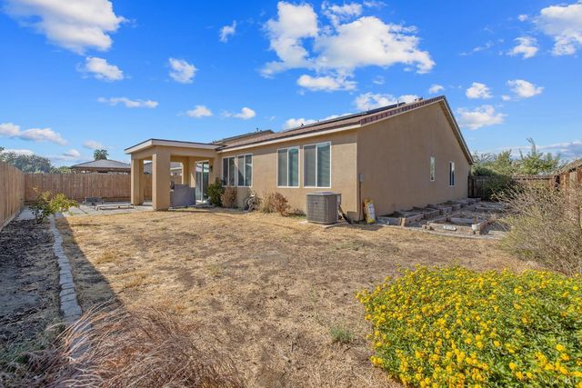 495 Pearl Drive, Lemoore, CA 93245