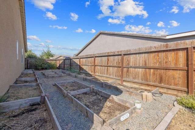 495 Pearl Drive, Lemoore, CA 93245