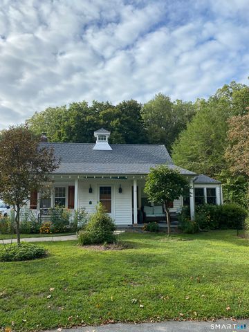 276 Dunnlea Road, Fairfield, CT 06824