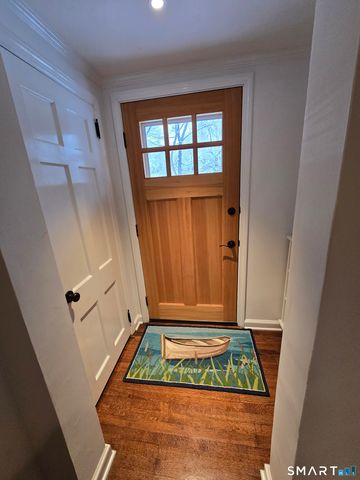 276 Dunnlea Road, Fairfield, CT 06824