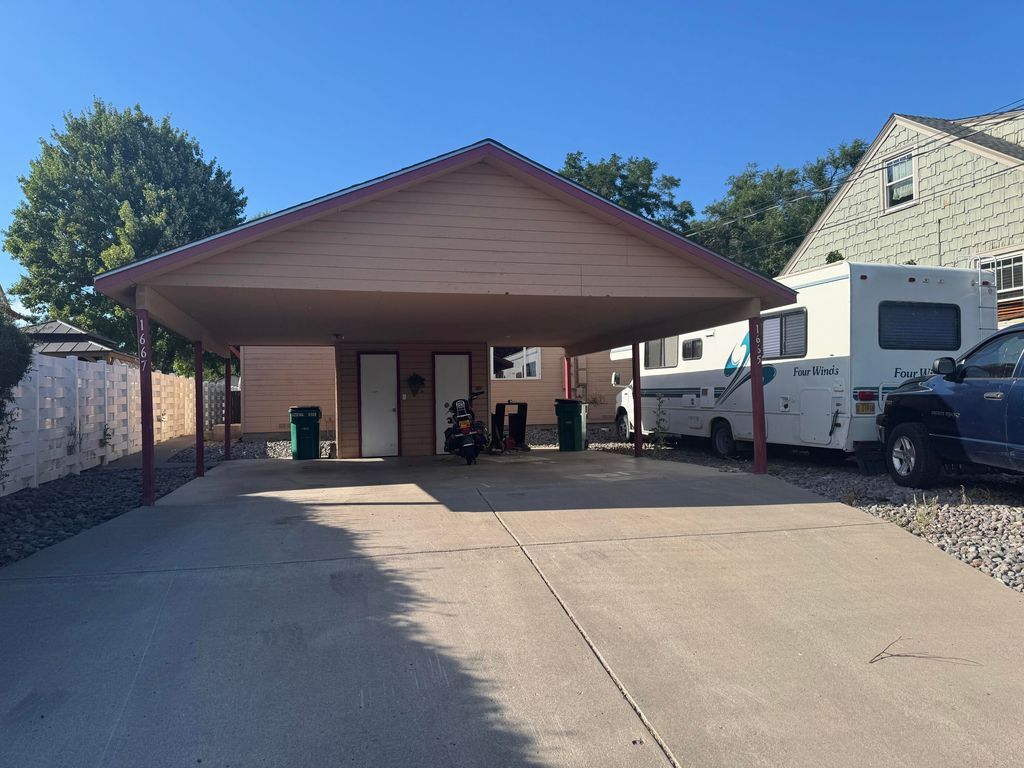 1667 Portland Street 1 & 2, Klamath Falls, OR 97601