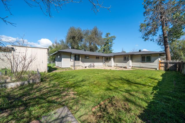 6210 Dolores Avenue, Anderson, CA 96007