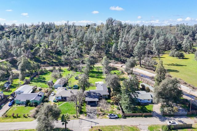 6210 Dolores Avenue, Anderson, CA 96007