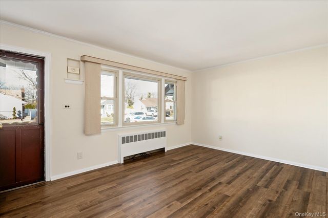 16 Seneca Drive, Massapequa, NY 11758