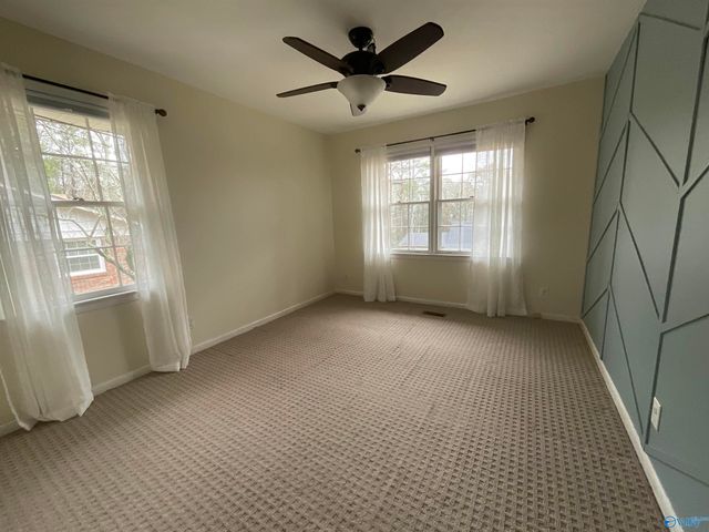 3424 Creek Circle, Guntersville, AL 35976