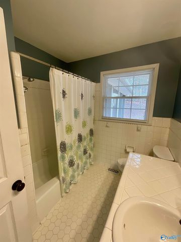 3424 Creek Circle, Guntersville, AL 35976