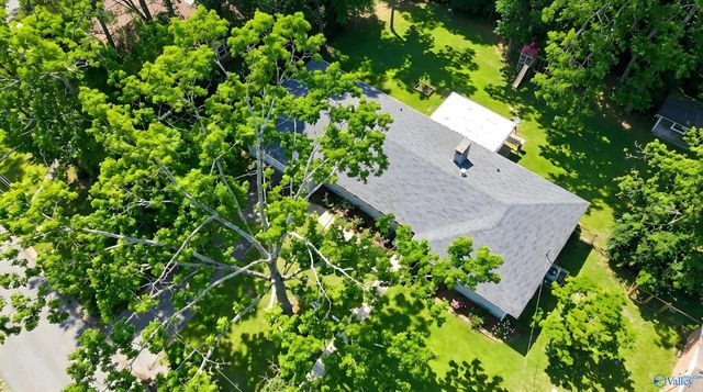 3424 Creek Circle, Guntersville, AL 35976