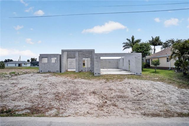 1003 NE 10th PL, Cape Coral, FL 33909