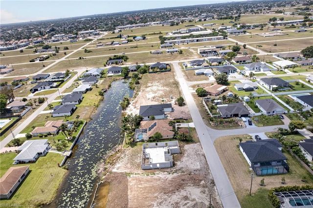 1003 NE 10th PL, Cape Coral, FL 33909