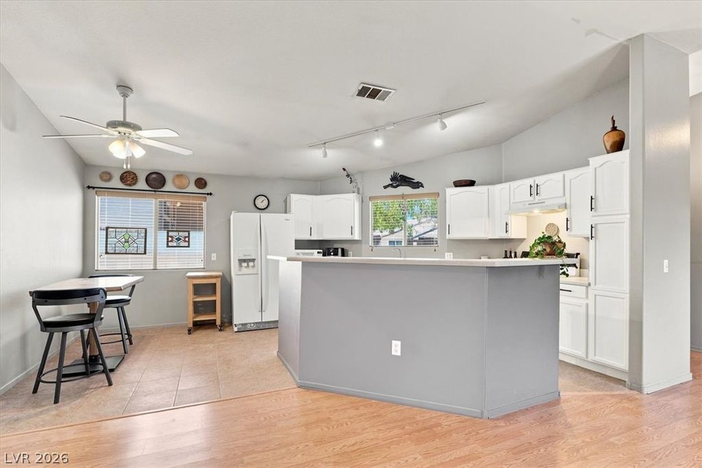 5293 Mineral Lake Drive, Las Vegas, NV 89122 — photo 5