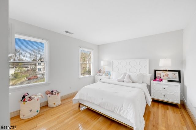 4 Michele Ct, Wayne Twp., NJ 07470
