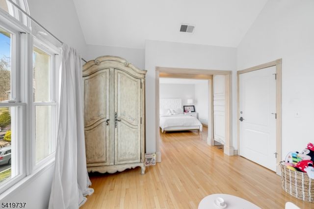 4 Michele Ct, Wayne Twp., NJ 07470