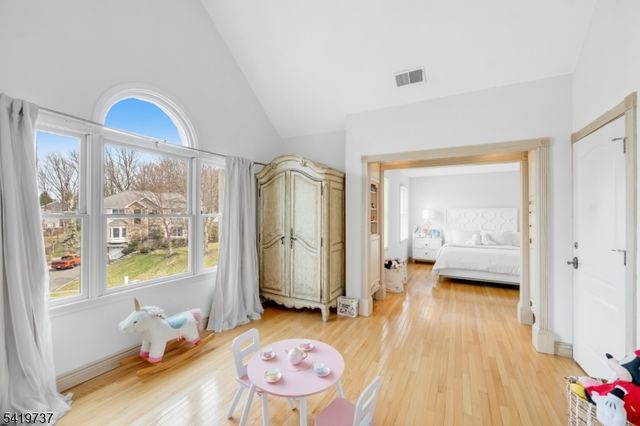 4 Michele Ct, Wayne Twp., NJ 07470