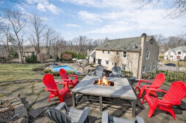 4 Michele Ct, Wayne Twp., NJ 07470