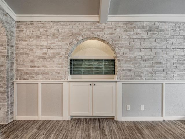 1406 E Bradley Street, Shawnee, OK 74804