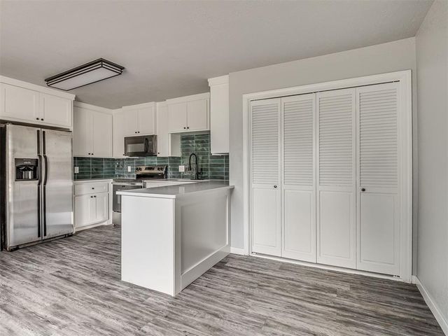 1406 E Bradley Street, Shawnee, OK 74804