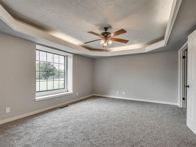 1406 E Bradley Street, Shawnee, OK 74804