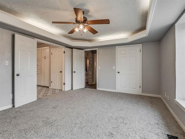 1406 E Bradley Street, Shawnee, OK 74804