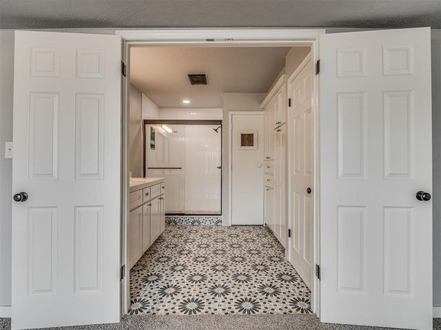 1406 E Bradley Street, Shawnee, OK 74804