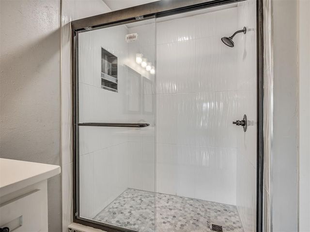 1406 E Bradley Street, Shawnee, OK 74804