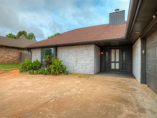 1406 E Bradley Street, Shawnee, OK 74804