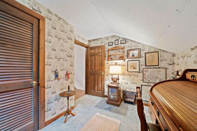 81 Furnace St, Marshfield, MA 02050