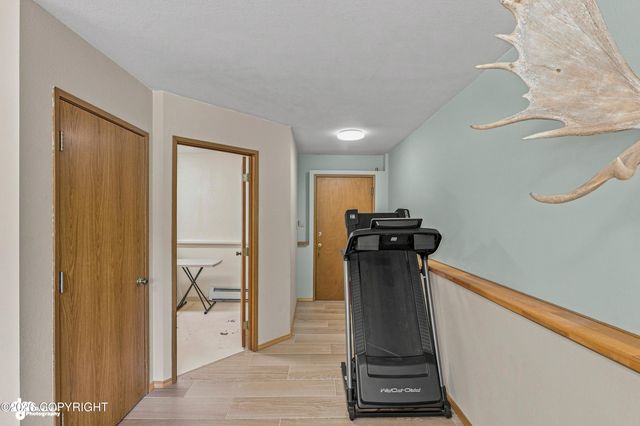 12841 Johns Road, Anchorage, AK 99515