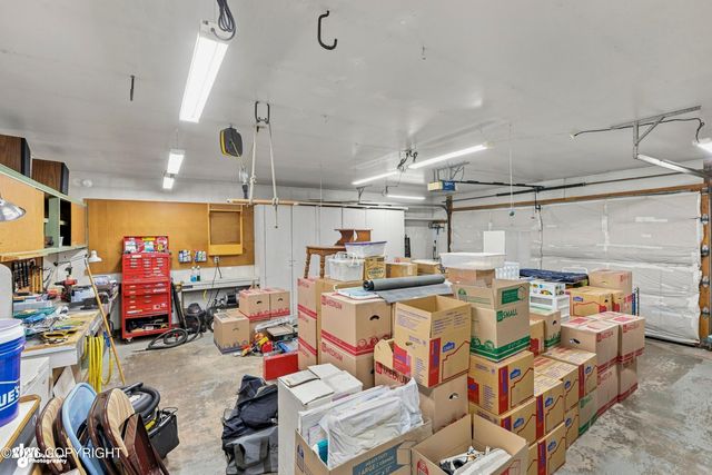 12841 Johns Road, Anchorage, AK 99515