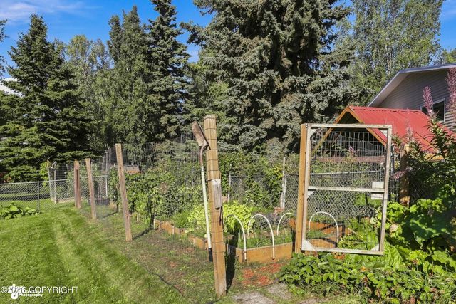 12841 Johns Road, Anchorage, AK 99515