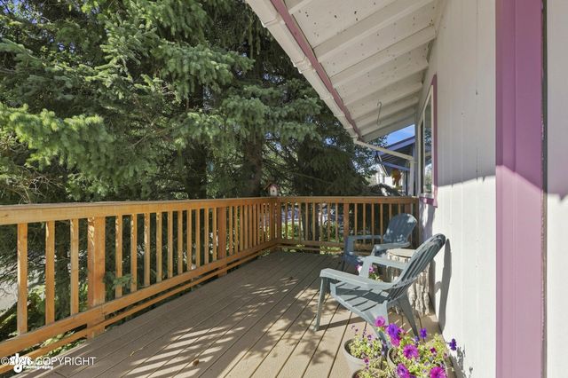 12841 Johns Road, Anchorage, AK 99515