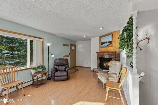 12841 Johns Road, Anchorage, AK 99515
