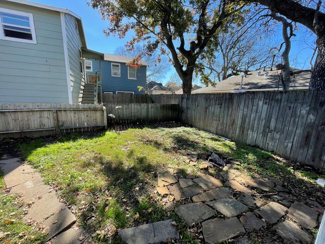 206 Frawley Street, Houston, TX 77009