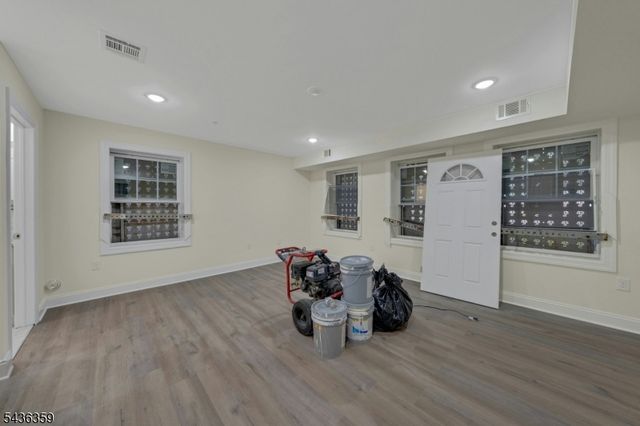 58 Vermont Ave, Newark City, NJ 07106