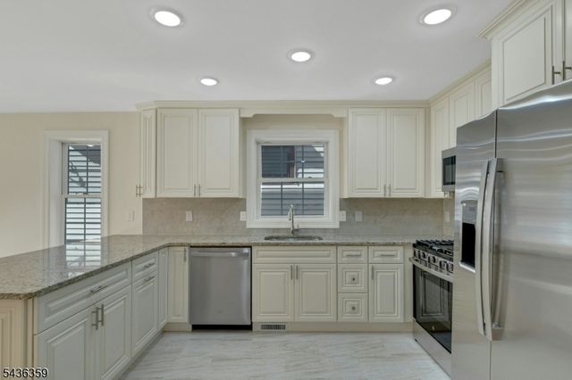 58 Vermont Ave, Newark City, NJ 07106