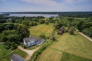 143 Horseneck Road, Westport, MA 02790