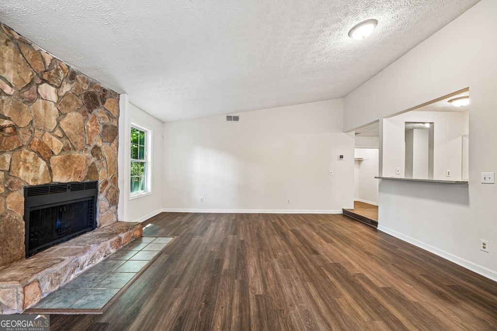 2464 Silver Moss Way, Lawrenceville, GA 30044 — photo 3