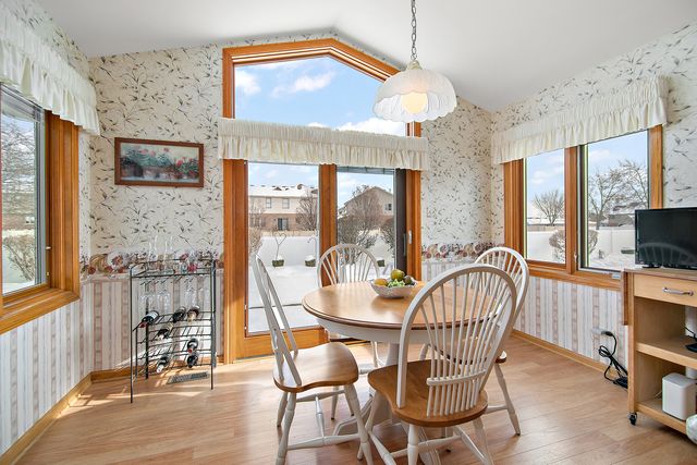 18227 Hummingbird Drive, Tinley Park, IL 60487