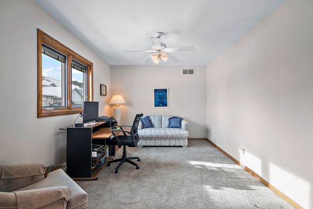 18227 Hummingbird Drive, Tinley Park, IL 60487