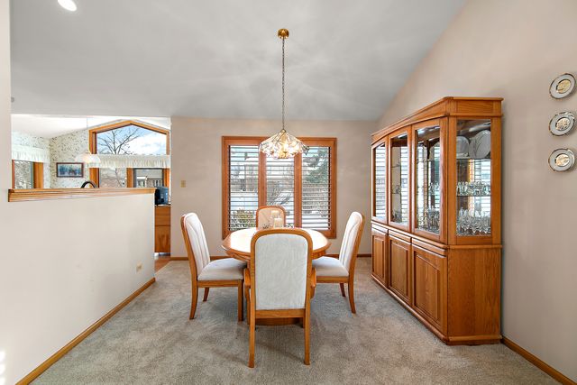 18227 Hummingbird Drive, Tinley Park, IL 60487