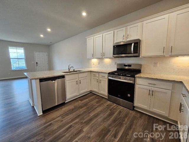 5416 Kinsbridge Drive, Charlotte, NC 28227