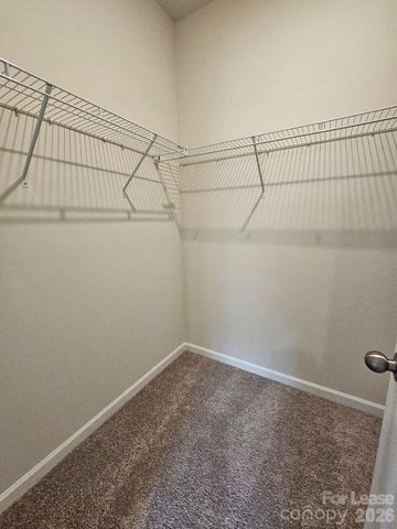5416 Kinsbridge Drive, Charlotte, NC 28227