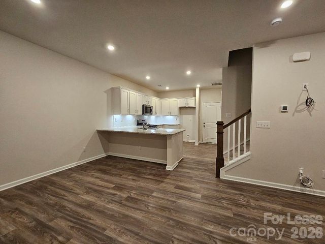 5416 Kinsbridge Drive, Charlotte, NC 28227