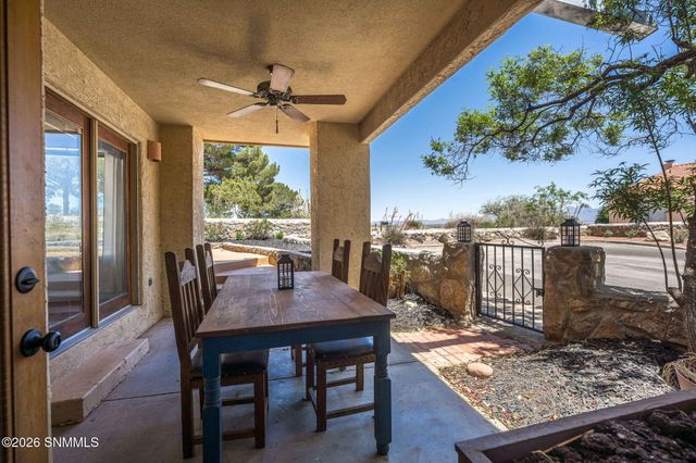 20 Las Casitas, Las Cruces, NM 88007