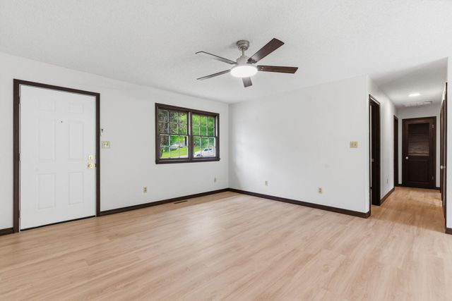 1714 Clearwater Circle, Ozark, MO 65721