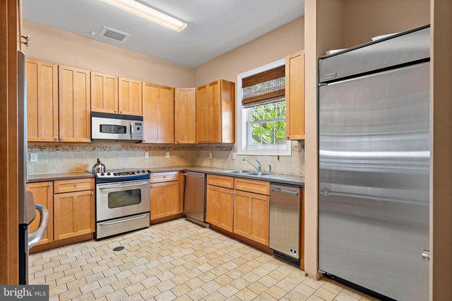 12159 SNUG HARBOR RD, Berlin, MD 21811