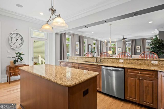 9 Turnbull Lane, Savannah, GA 31410