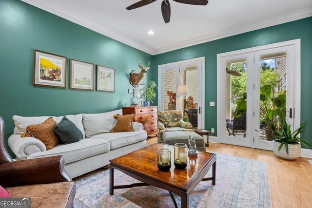 9 Turnbull Lane, Savannah, GA 31410