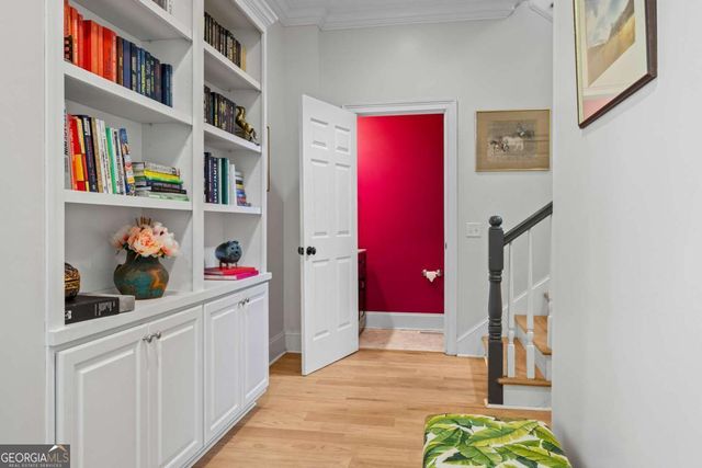 9 Turnbull Lane, Savannah, GA 31410