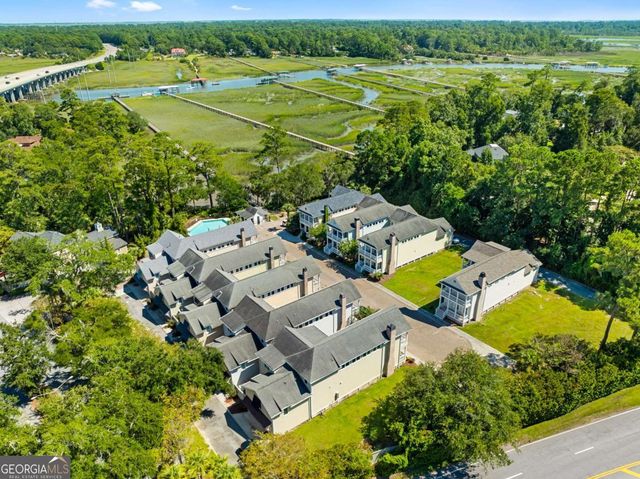 9 Turnbull Lane, Savannah, GA 31410