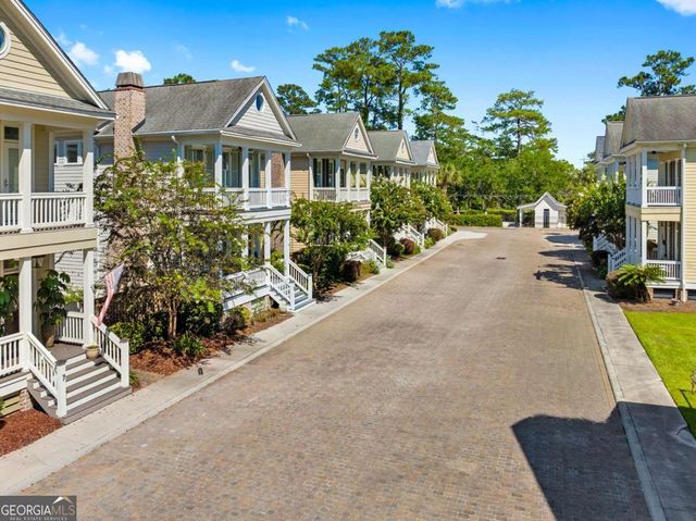 9 Turnbull Lane, Savannah, GA 31410